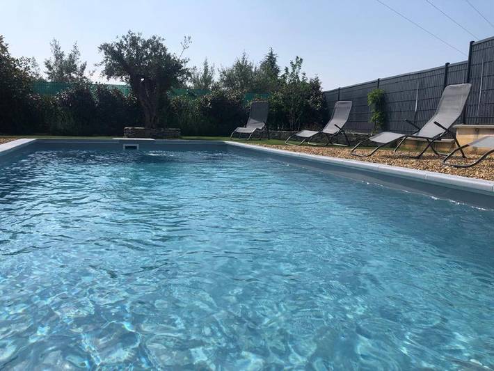 Location de vacances pour 6 personnes, avec piscine ainsi que vue et jardin à Saint-Paul-le-Jeune - 3