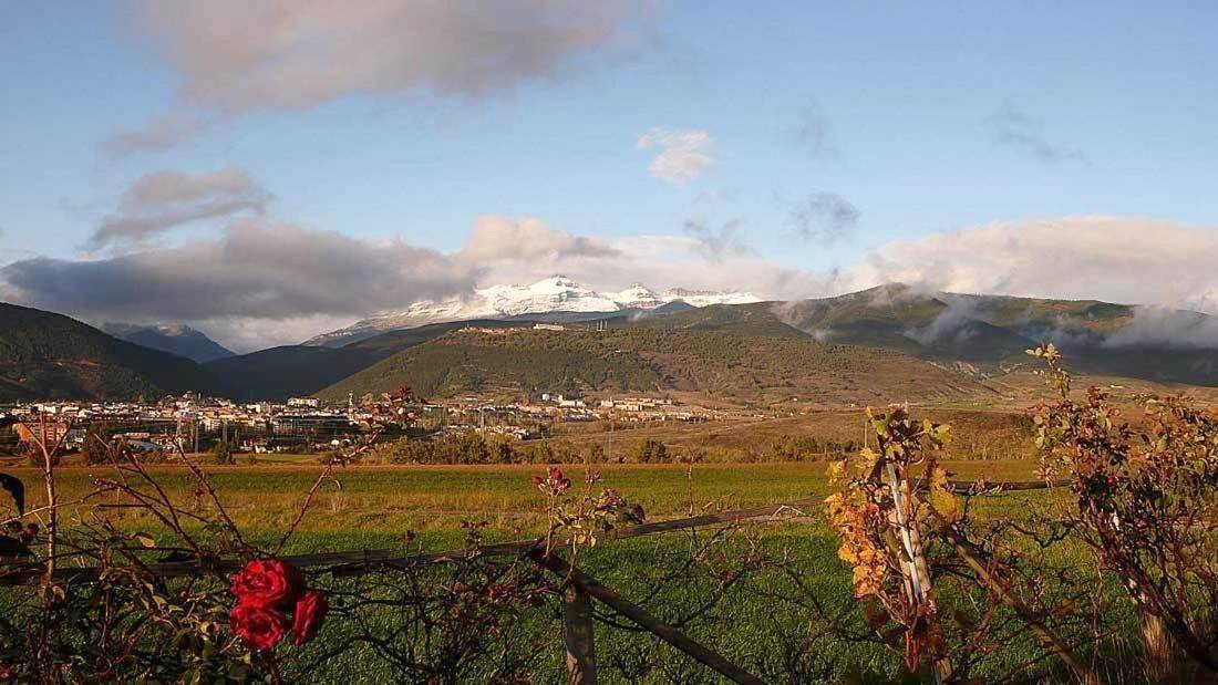 Camping Aín Jaca in Jaca, Pirineo Aragonés