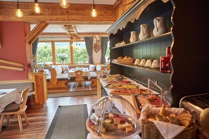 BnB für 2 Personen, mit Terrasse und Ausblick sowie Sauna in Saalbach - 3