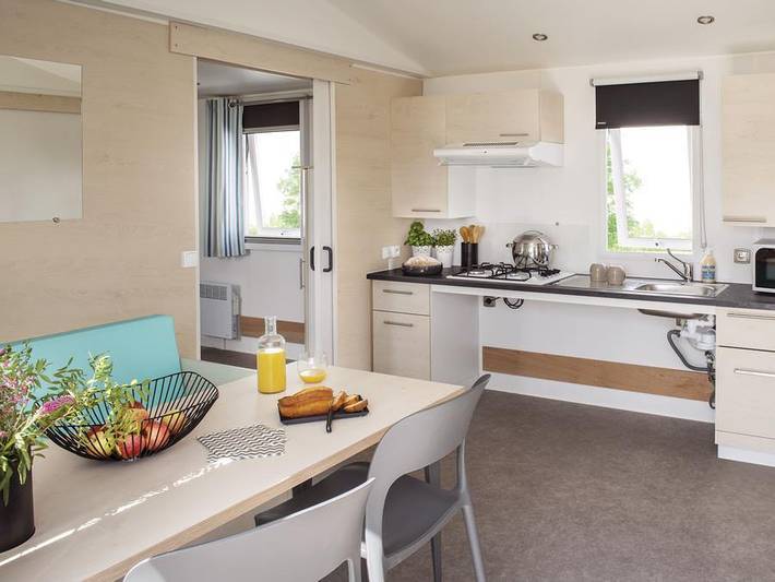 Mobil home pour 4 personnes, avec bassin pour enfant à Seillac - 3