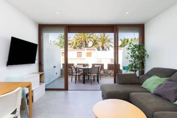Ferienwohnung für 3 Personen, mit Terrasse und Pool an der Costa Adeje