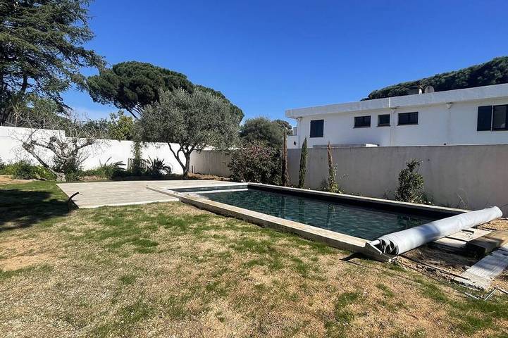 Appartement de vacances pour 4 personnes, avec jardin