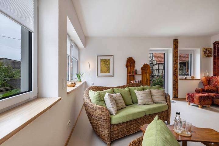 Hel lejlighed, Apartment 'Alb-Sonne' with Private Terrace, Shared Garden and Wi-Fi in Sonnenbühl, Albsteig Trin 11