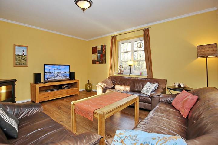 Ferienhaus für 8 Personen, mit Whirlpool und Sauna sowie Garten in Heiligendamm - 2