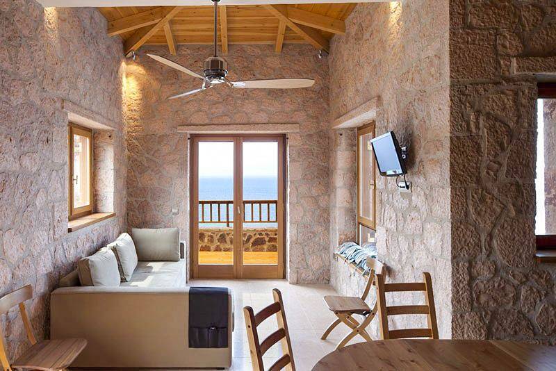 Villa für 6 Personen mit Terrasse in Agios Nikitas, Griechenland
