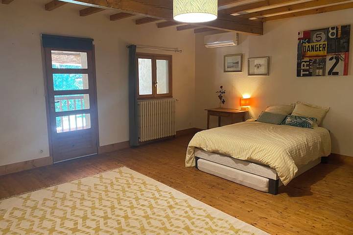 Location de vacances pour 10 personnes, avec Jardin à Saint-Étienne-de-Tulmont - 3