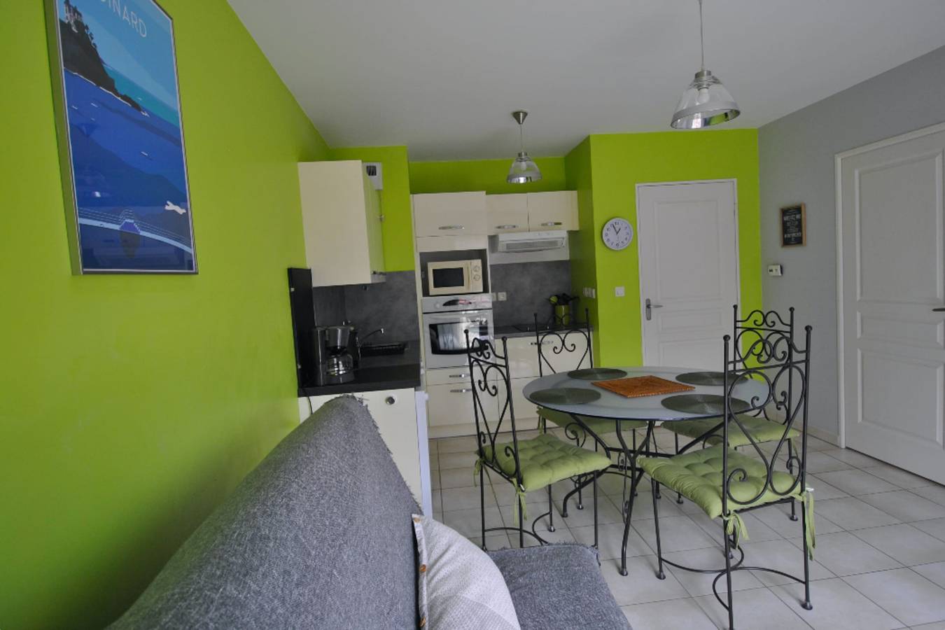 Apartamento entero, Apartment with balcony 10 minutes from the beach in Dinard, Región de Saint-Malo