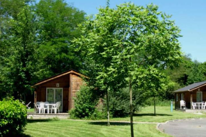 Gîte pour 6 personnes, avec terrasse à Baudreix