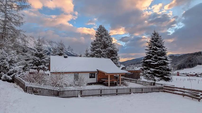 Ferienhaus für 7 Personen, mit Garten