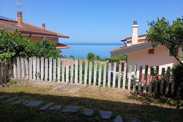 Holiday apartment for 8 people - 1