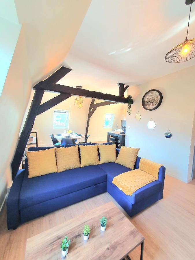 Appartement entier, Warmy hypercenter free parking Fibre - Douaisis Invest in Sin-le-Noble, Département Nord