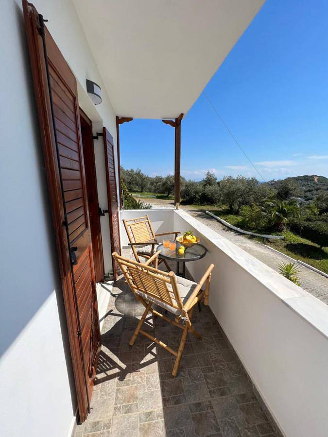 Gîte pour 2 personnes, avec jardin ainsi que balcon et vue dans Skiathos - 2