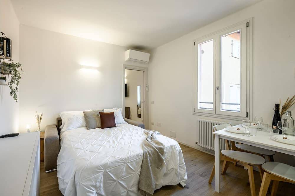 Entire apartment, La Corte Del Mulino in Modena, Modena Province
