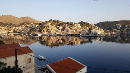 Maison de campagne pour 3 personnes, avec vue et balcon dans Symi