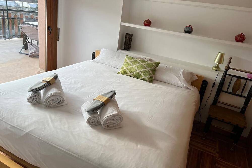 Ganze Wohnung, Puigcerdà Viii - Drei Schlafzimmer Wohnung, Schläft 7 in Puigcerdà, Katalanische Pyrenäen