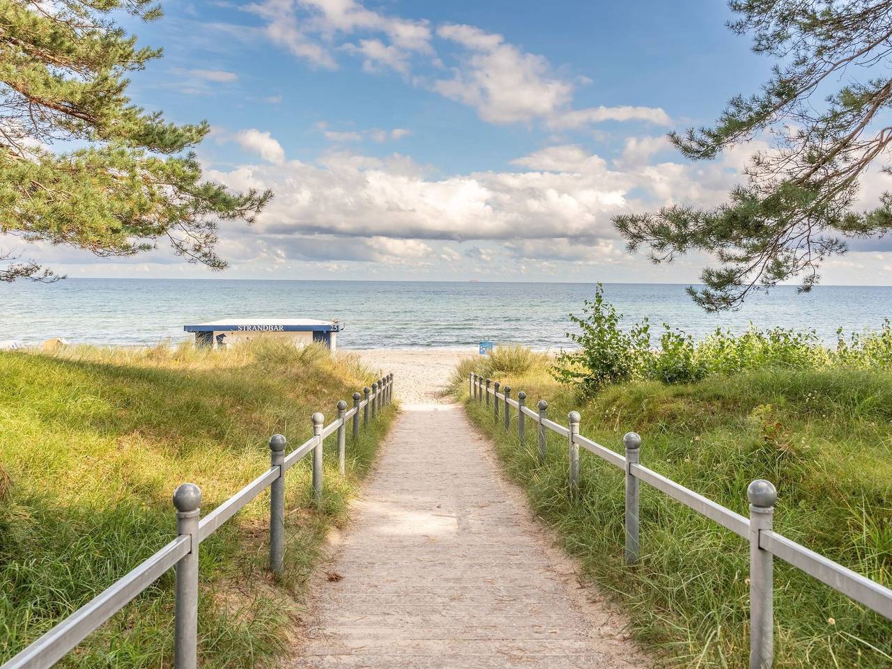 Ganze Ferienwohnung, Villa Strandidyll Ap. 10, Balkon mit Meerblick in Ostseebad Binz, Binz