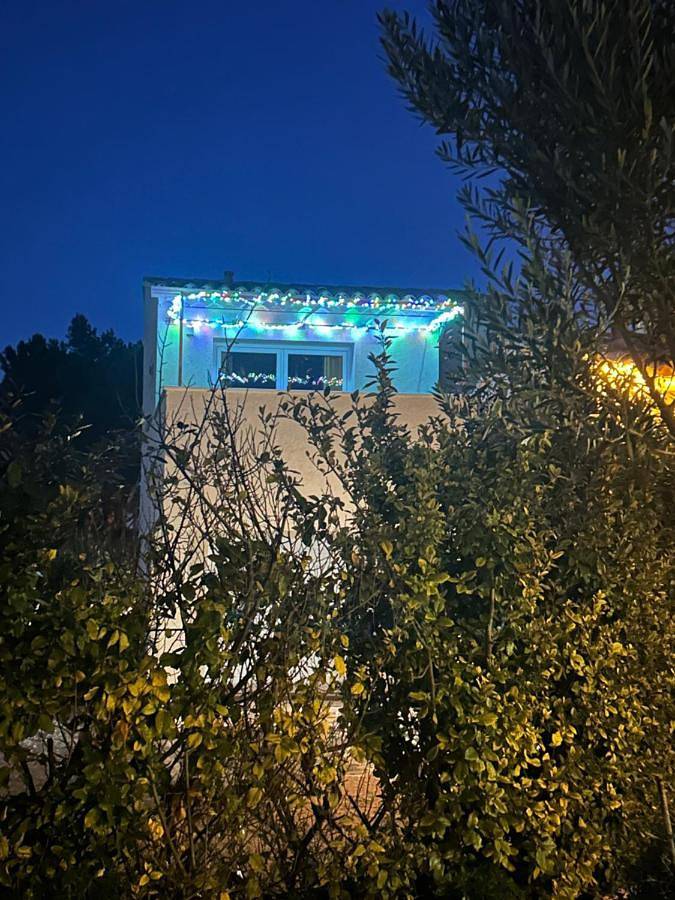 Gîte pour 4 personnes, avec piscine ainsi que vue et jardin, animaux acceptés à Sablet - 4