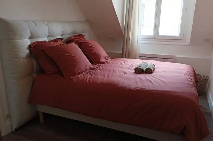 Appartement entier, Appt T2 Cosy Hyper Centre Place Jeanne Hachette Proche Aeroport Et Gare Sncf in Beauvais, Oise