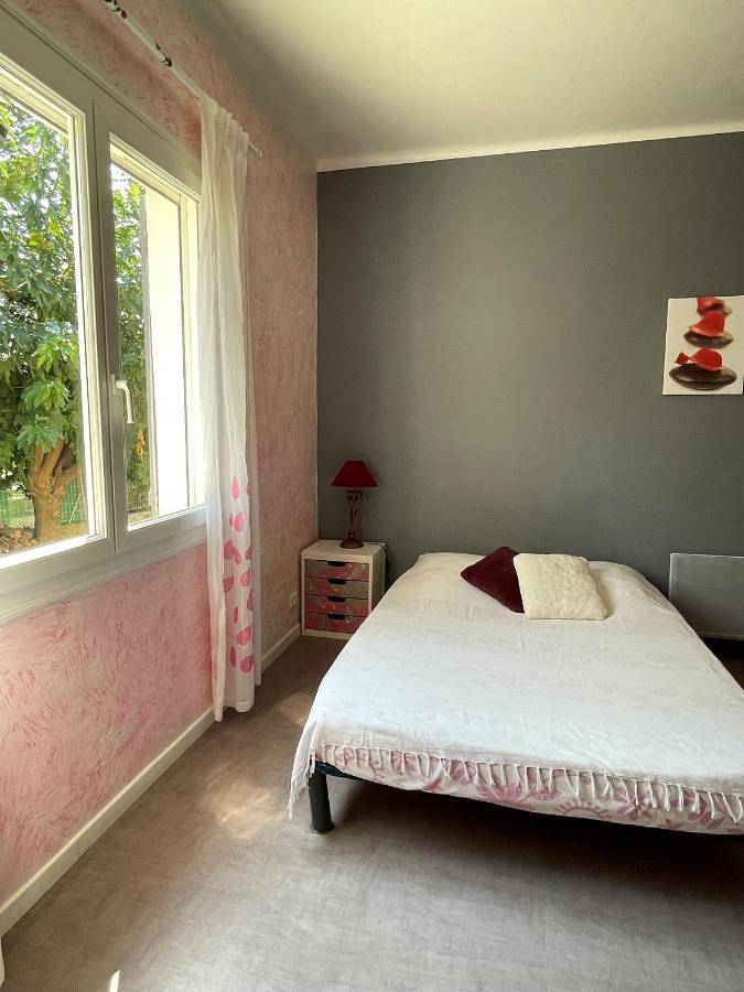 Chambre d’hôte pour 2 personnes, avec terrasse ainsi que piscine et jardin dans Parc national de Port-Cros - 3