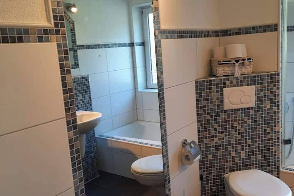 Apartamento inteiro, Charming country-style living, on the edge of the forest and close to the Swiss border in Rheinfelden, Floresta Negra do Sul