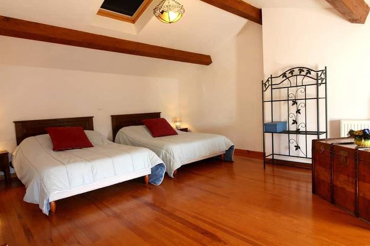 Location de vacances pour 5 personnes, avec jardin à Saint-Christophe-des-Bardes - 4