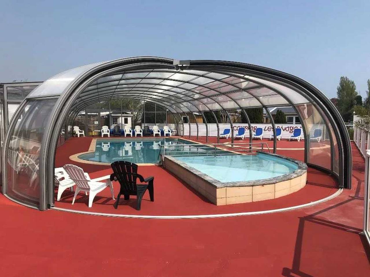 Camping 4 étoiles - Piscine  - ccaffhi in Quettehou, Région de Cherbourg
