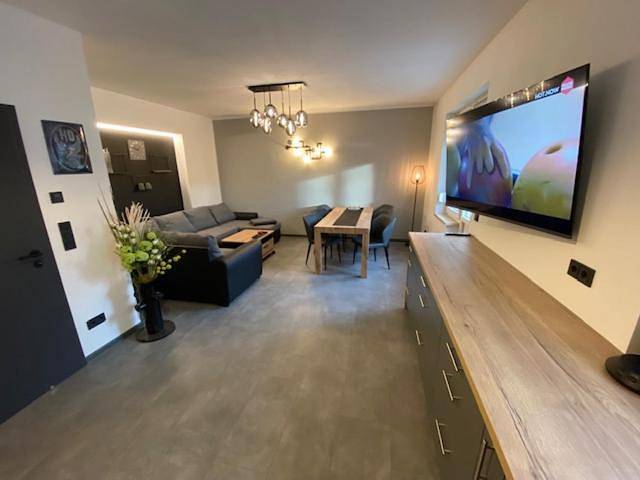 Six-Bedroom House in Halle, Saale-Unstrut