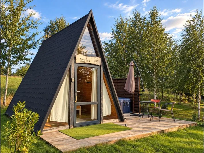 Zelt für 2 Personen, mit Pool und Garten sowie Ausblick, mit Haustier - 1