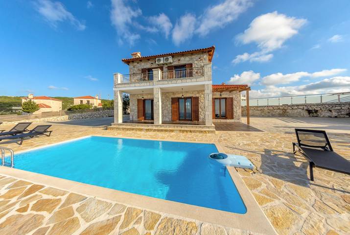 Villa voor 6 personen, with uitzicht op zee and terras as well as tuin - 1