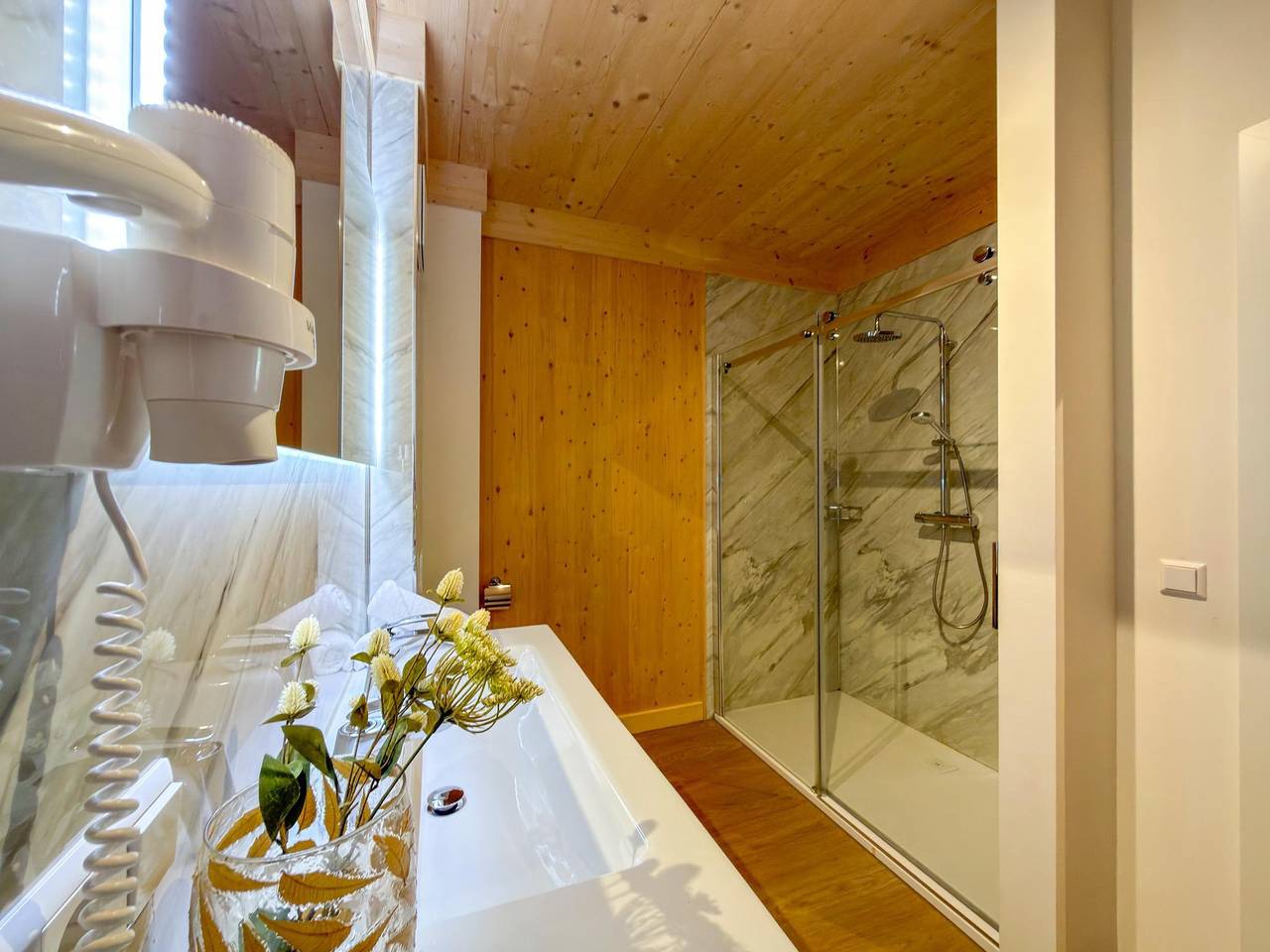 Ganze Wohnung, Schöne Maisonette nahe dem Skigebiet Nassfeld in Hermagor-Pressegger See, Bezirk Hermagor