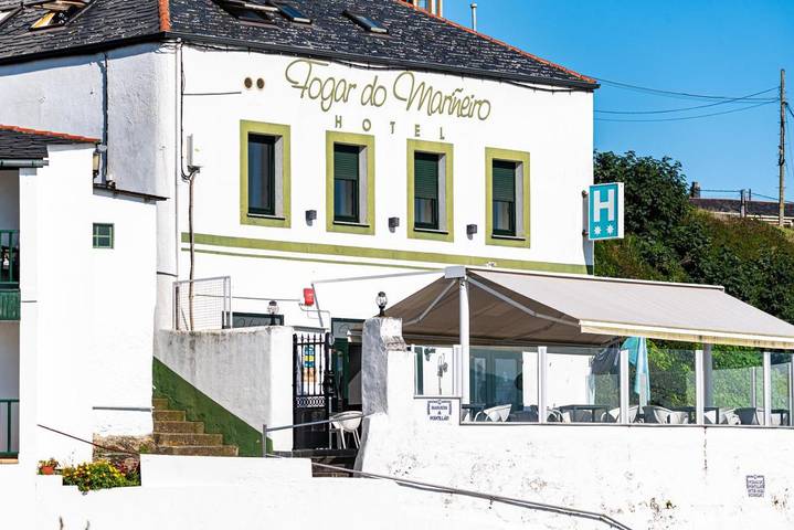 Hotel para 2 personas, con jacuzzi además de piscina y terraza - 1