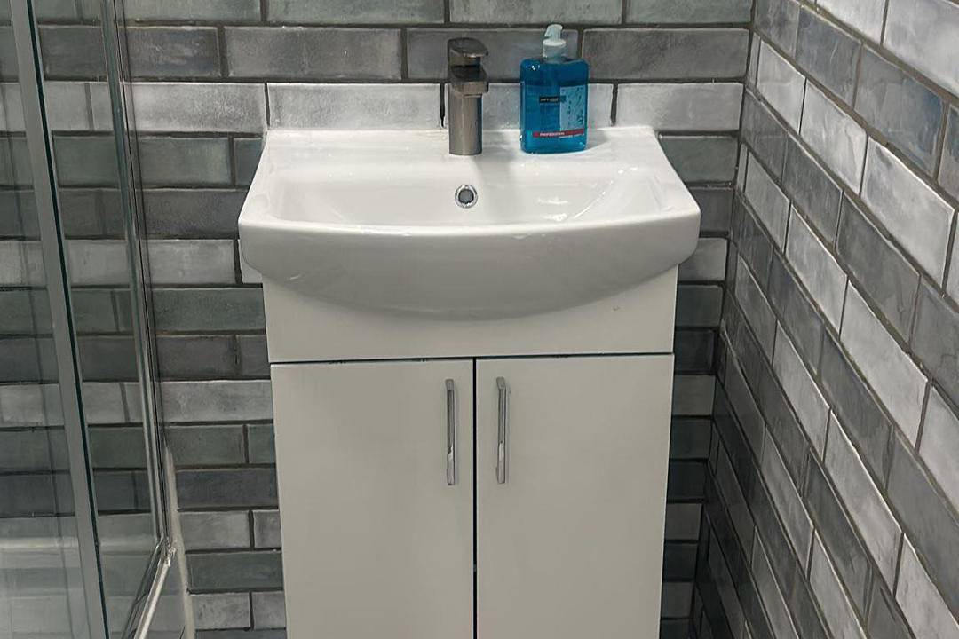 Entire studio, Studio-Sleeps 2-Pets Ok-Action Park & Stn Close in Ealing, London