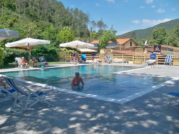 Camping para 2 personas, con piscina y terraza - 1