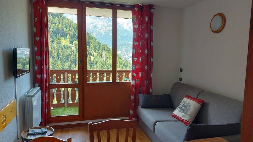 Gîte pour 2 personnes, avec balcon/terrasse à Modane