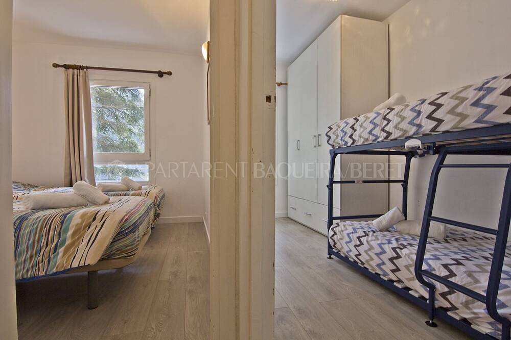 Entire apartment, Guarbes - Edificio Aneto in Baqueira, Naut Aran