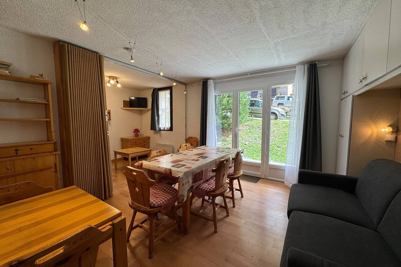 Apartamento entero, Appartement 8 pers - 3 chambres - Résidence le Christiana - Centre village in Station de Risoul, Risoul