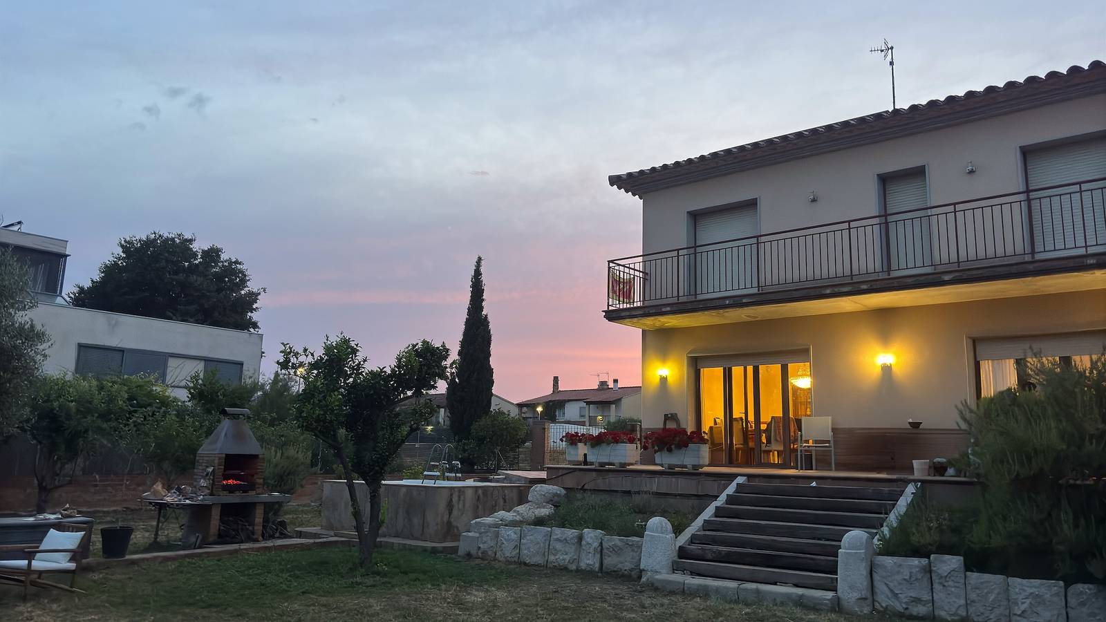 L'ametller – Empordà / Costa Brava mit Garten, kleinem Pool, Grill und Volleyball in Ordis, Oberampurien