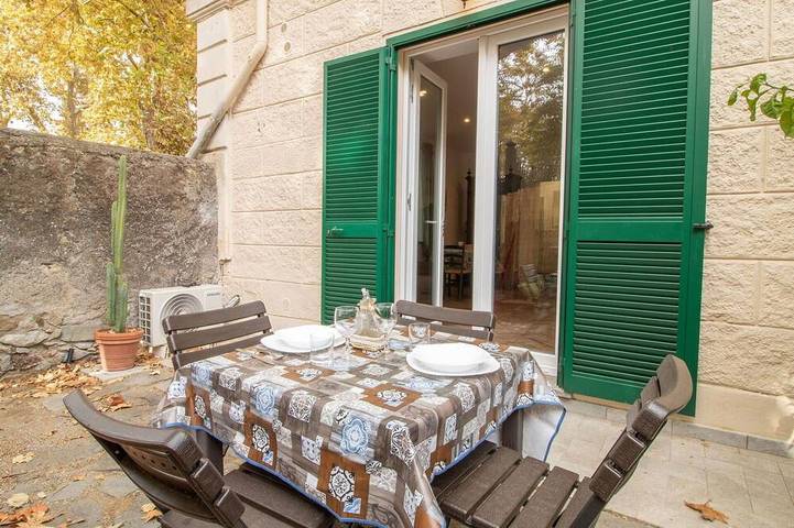 Holiday apartment for 2 people, with garden, with pets - 1