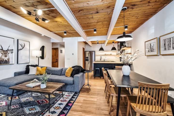 Apartamento de vacaciones para 8 personas, con balcón y piscina en Colorado