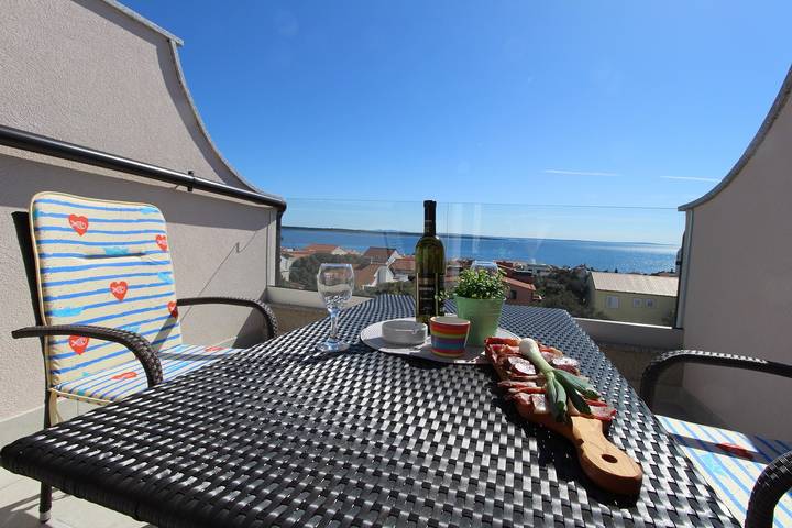 Zimmer Karas S2 mit Meerblick in Mandre, Pag