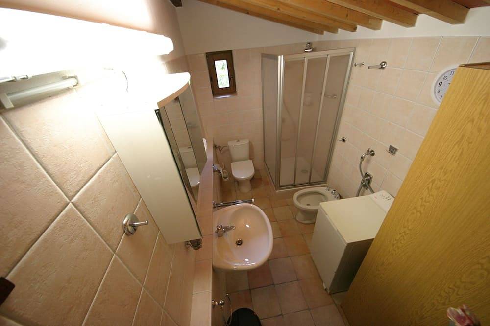 Casa tranquilla in montagna, posizione centrale, ideale per escursioni in Montieri, Provincia di Grosseto