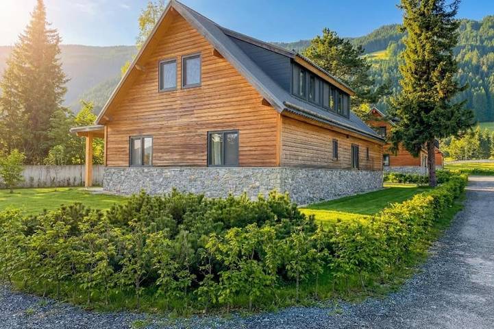 Luxus-Chalet mit Sauna und Terrasse am See in Afritz am See, Villach-Land