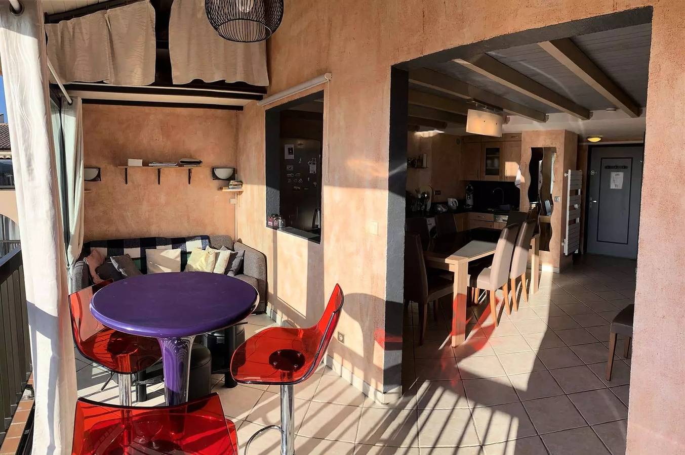Entire apartment, Super T4 Near Sea in Domaine with Pool in La Coudoulière, Six-Fours-les-Plages