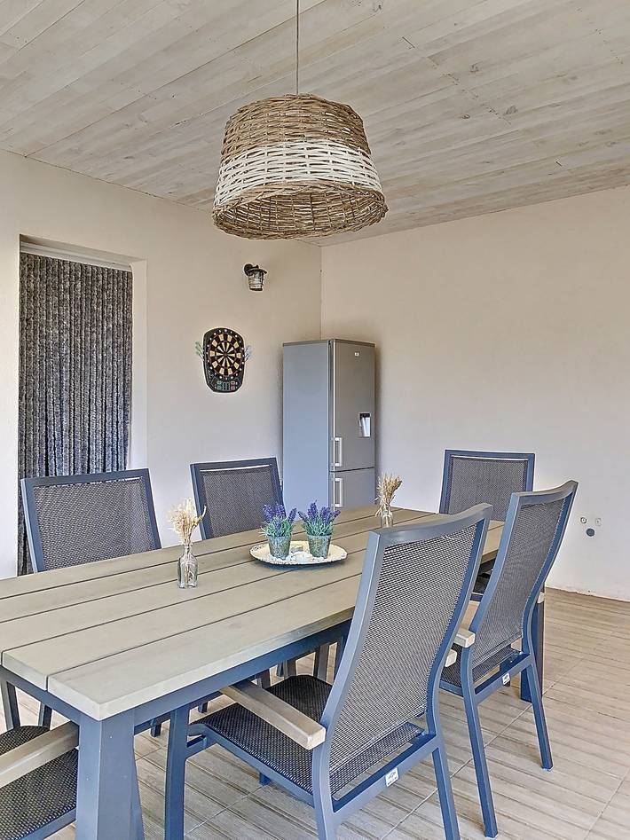 Gîte pour 8 personnes, avec piscine à Entrecasteaux - 2