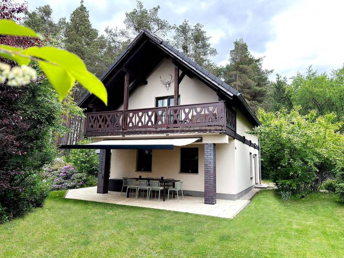 Ferienhaus für 6 Personen, mit Balkon und Terrasse sowie Garten in Byhleguhre-Byhlen