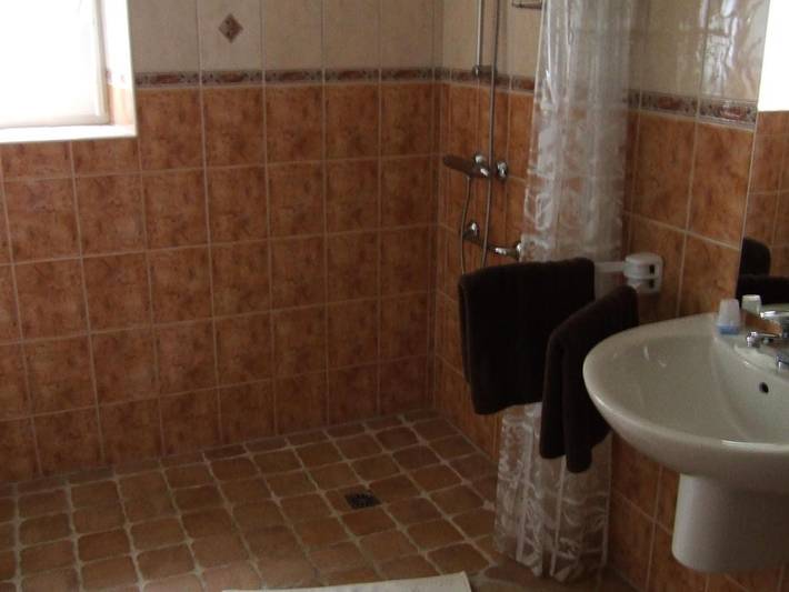 Location de vacances pour 2 personnes, avec terrasse à Tirepied - 2