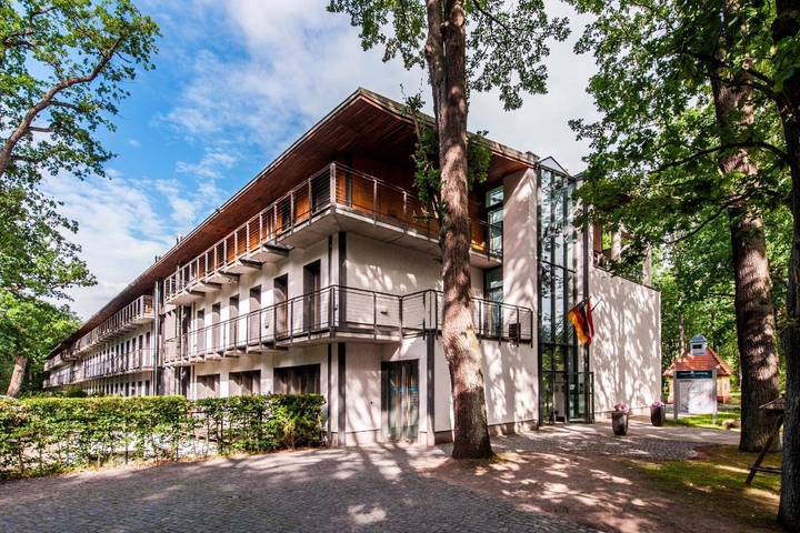 Hotel für 2 Personen, mit Terrasse und Garten sowie Sauna und Ausblick am Werbellinsee
