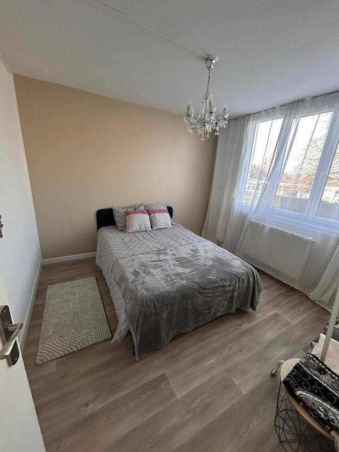 Double Room in Villeneuve-d'Ascq, Région de Lille
