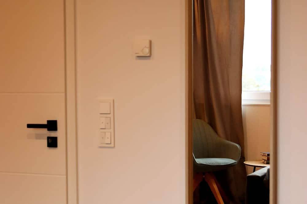 Entire apartment, Cozy oasis of peace by the forest. 110sqm with 2 bedrooms. Pet friendly! in Taunusstein, Rheingau-Taunus-Kreis