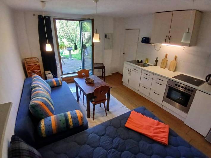 Ferienwohnung für 4 Personen, mit Terrasse und Garten sowie Ausblick in Velgast